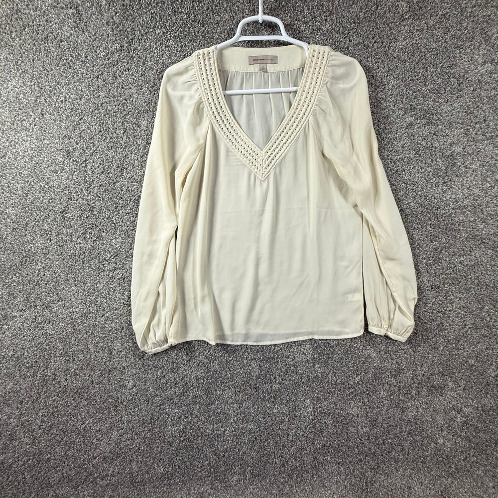 Banana Republic Heritage Cream V-Neck Crochet Trim Pleated Blouse Small